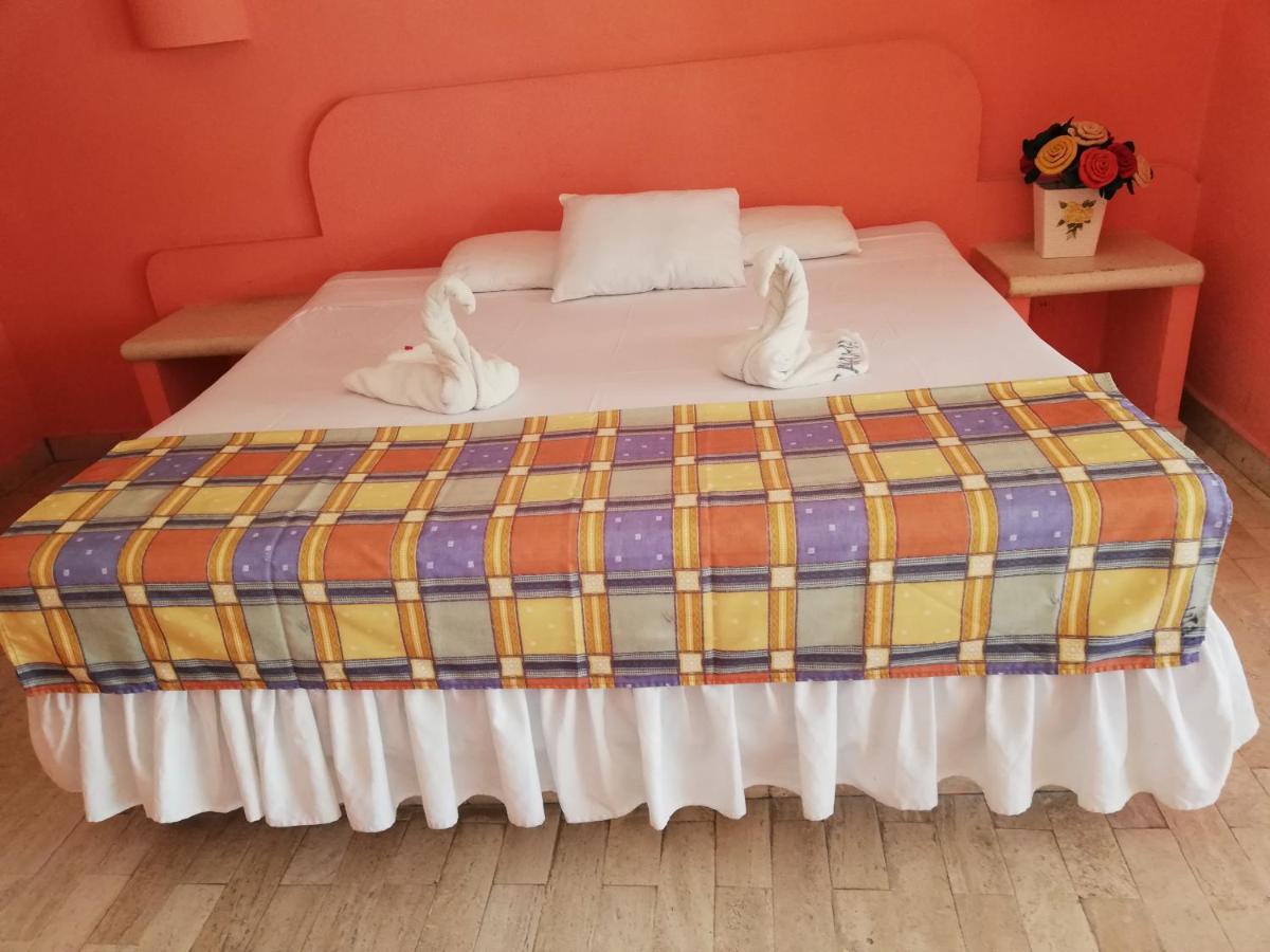 Hotel Canaima Suites Acapulco Exteriör bild